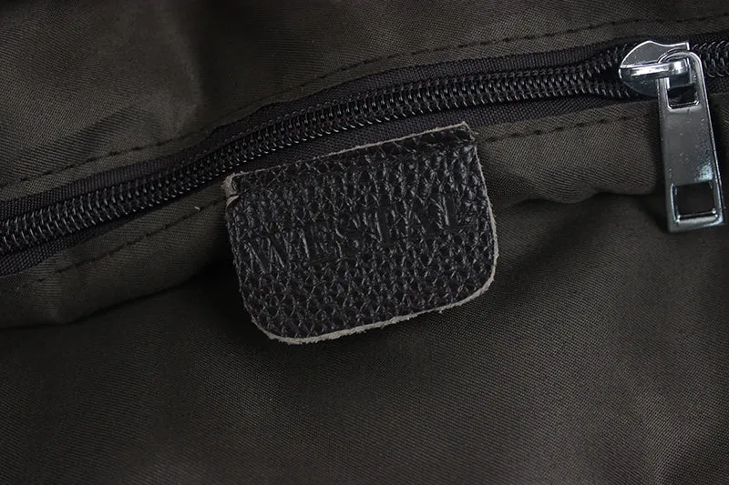 Caillou Messenger Bag