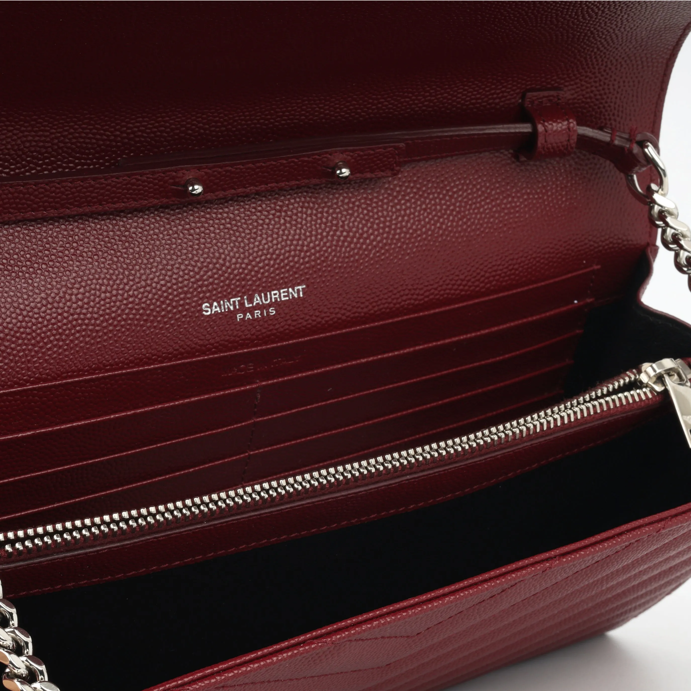 Cassandre Chain Wallet - Burgundy