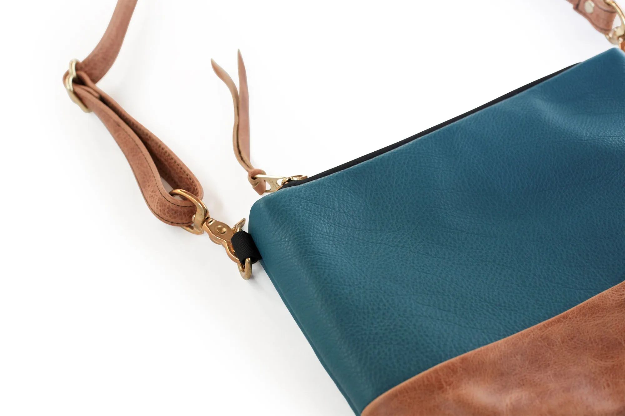 CC VIDA - specialty leather