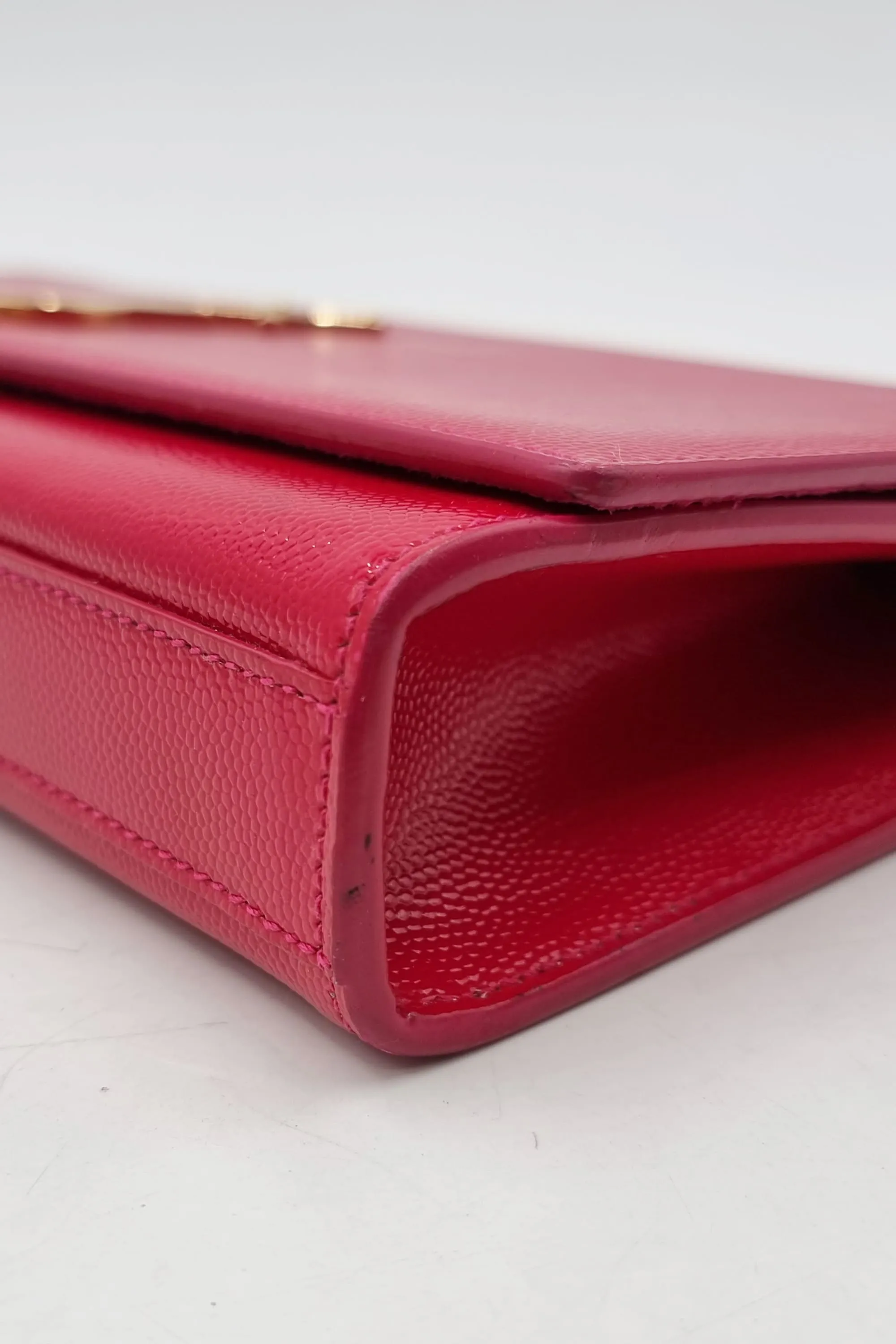 Classic Monogram Kate Clutch Fuchsia