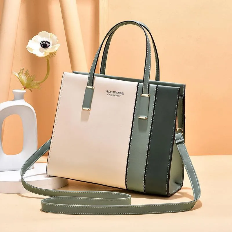 Large Capacity Shoulder Bag